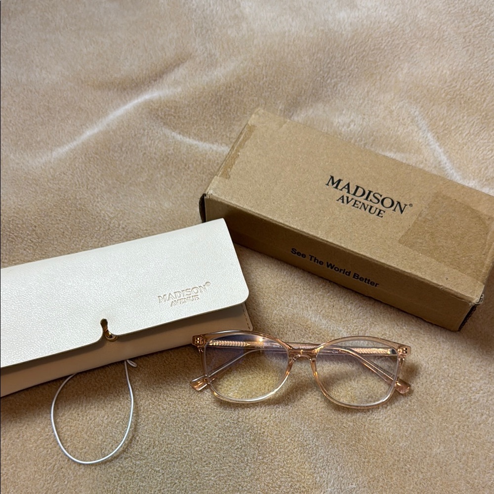 Women's Glasses - Elegant Gold Frame